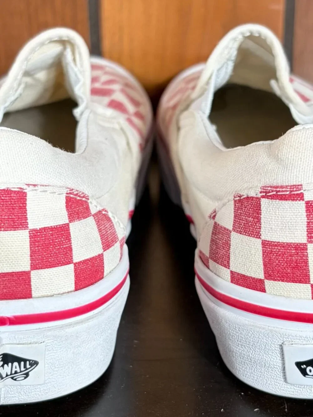 Vans Classic Slip-On Sneakers Checkerboard White and Red Womens Sz 9 - Picture 6 of 8